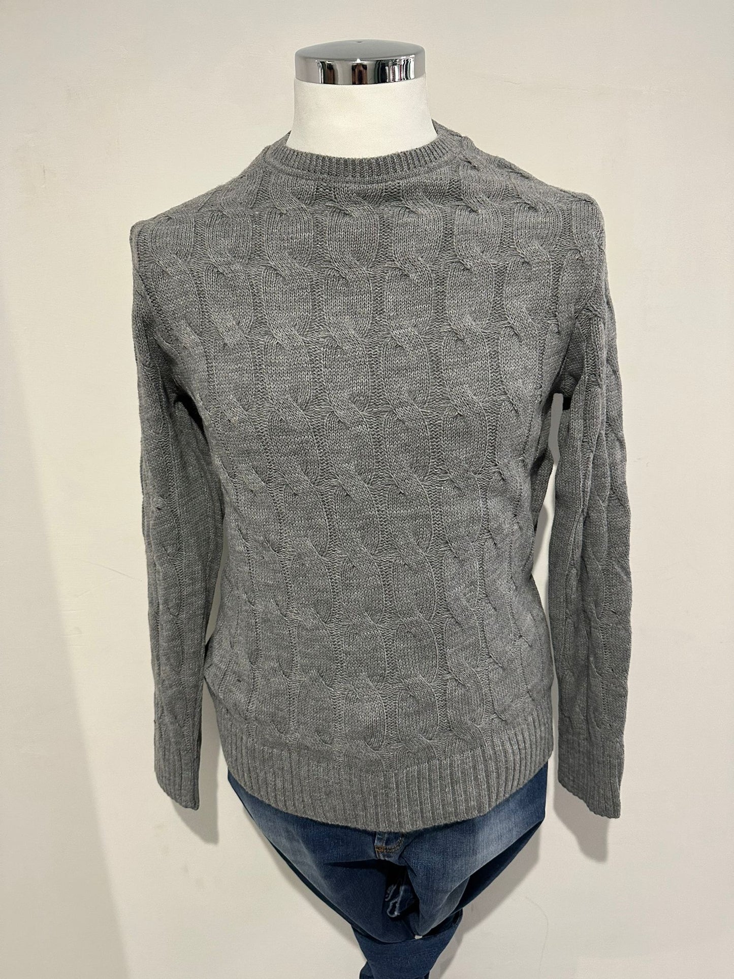 Maglia girocollo a treccia GRIGIO